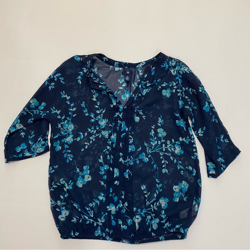 ⭐️ Gap floral short sleeve top size extra small